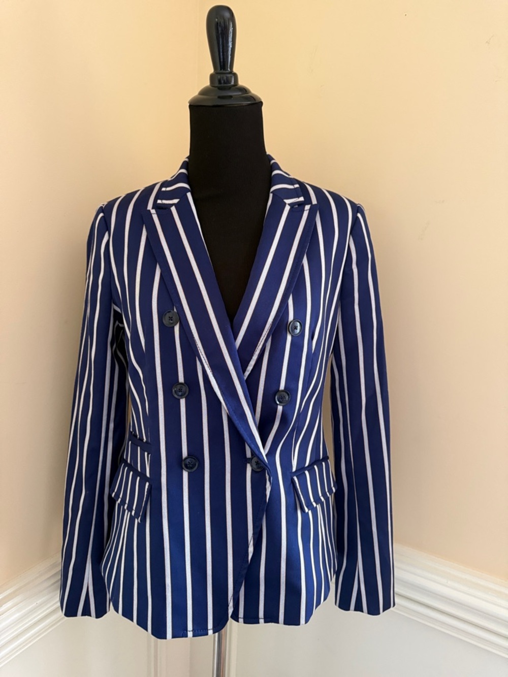 Banana Republic Navy and White Striped Double-Breasted Blazer Sz 2